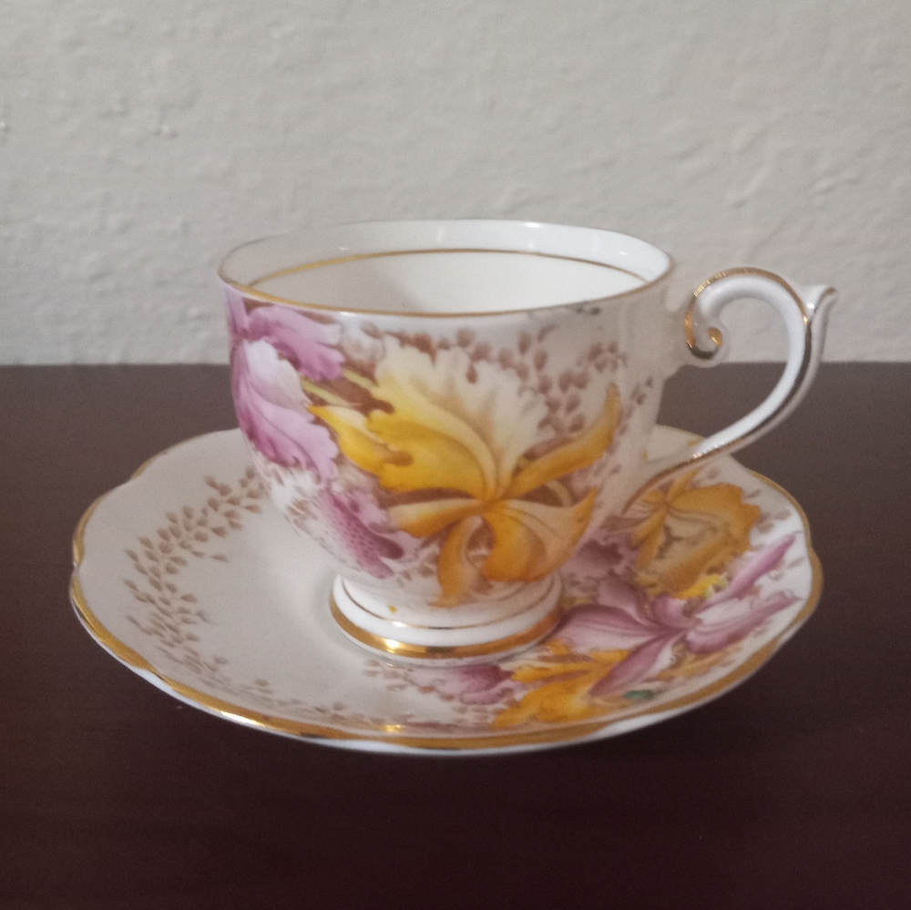 Bell China brand, made in England, pattern named orchards